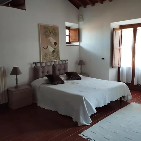 Con 2 Casa Podere San Firenze Apartamento *